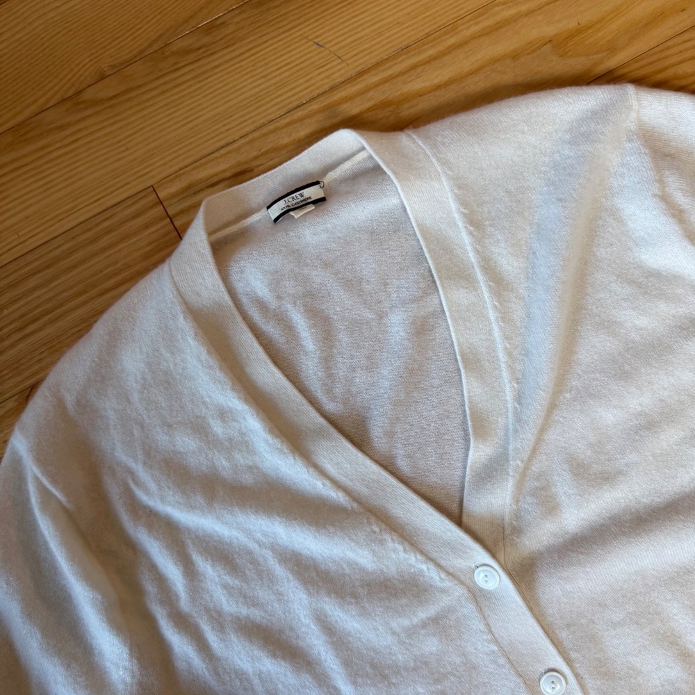 J. Crew 100% Cashmere Cardigan Sweater Size Medium Cream Classic Preppy Minimal